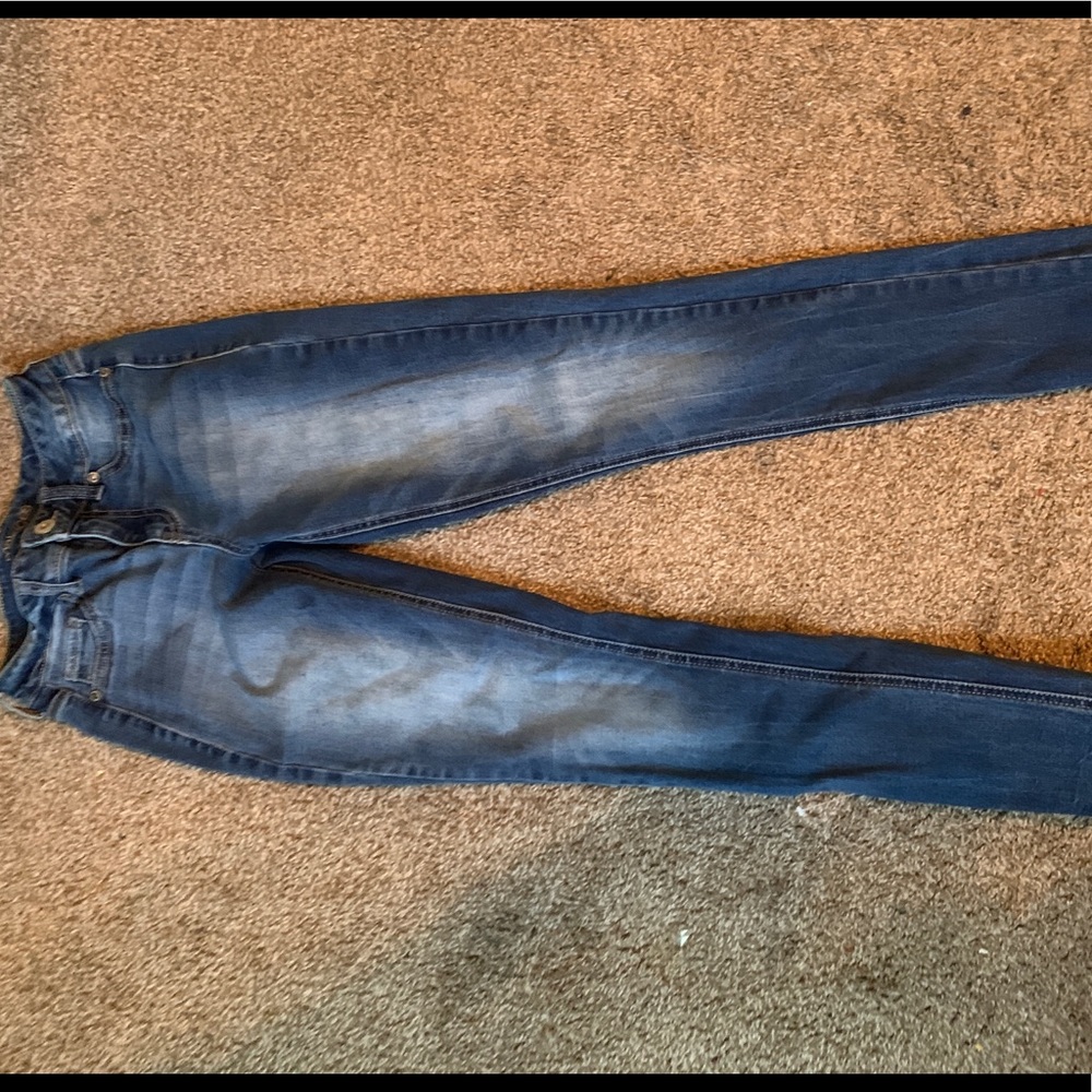 Maurices jeans